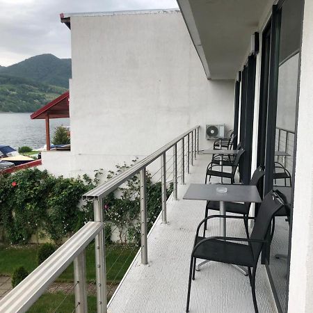 Casa Doma Orsova Hotel Bagian luar foto