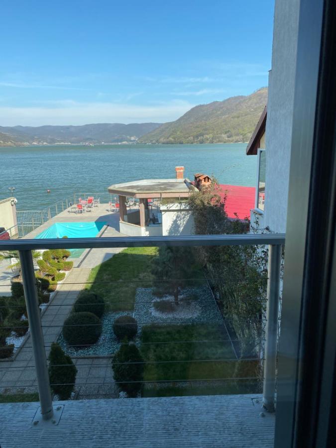 Casa Doma Orsova Hotel Bagian luar foto